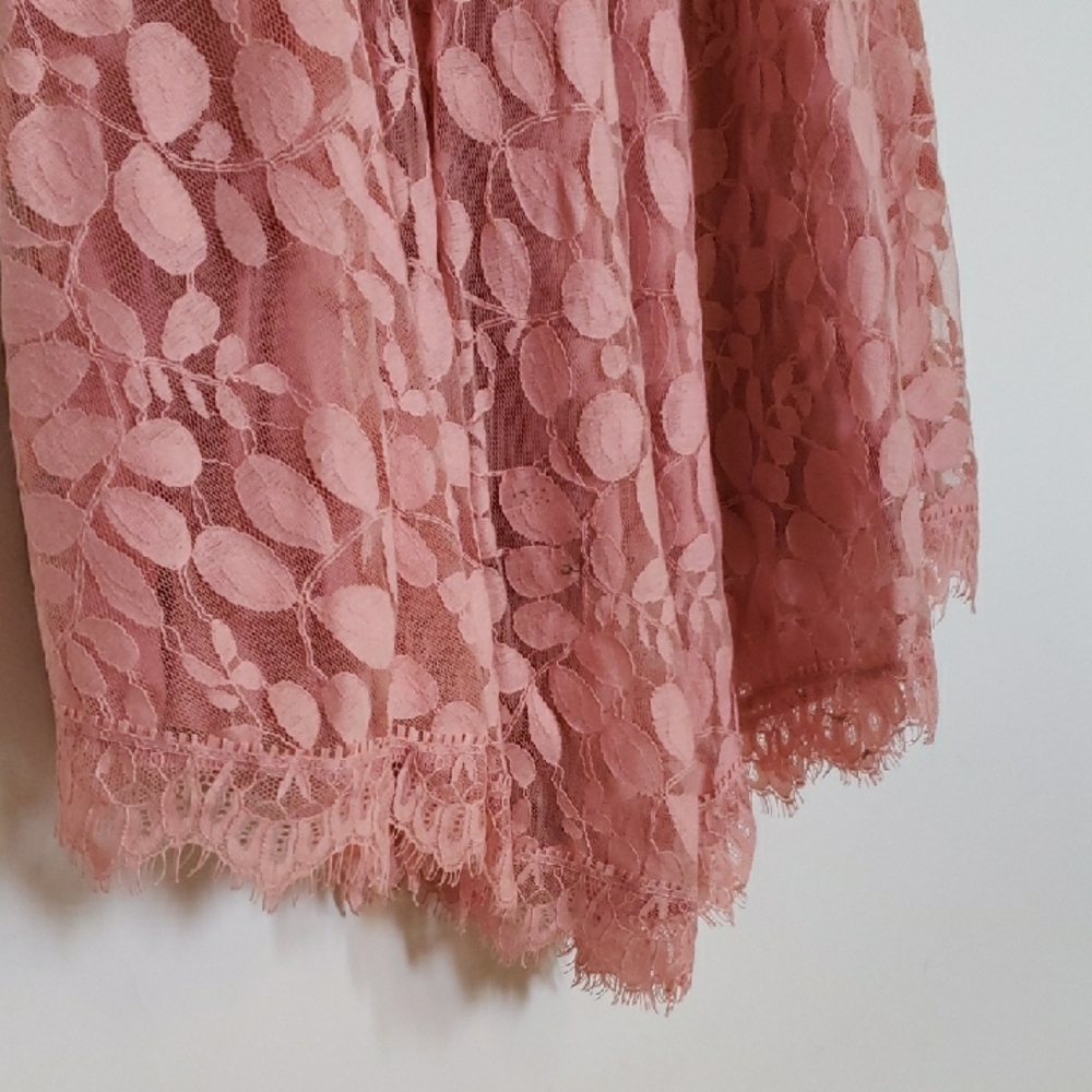 Elegant Pink Lace Dress - Picture 6 of 6